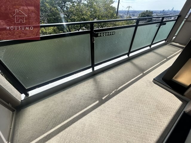 物件内観写真13　(陽当たり良好なバルコニーです)