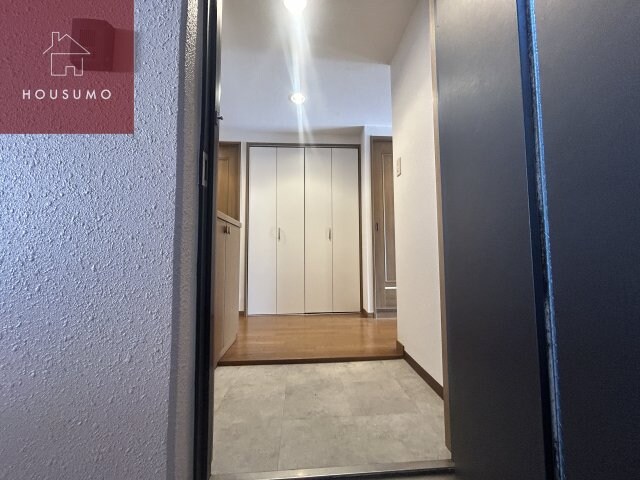 物件内観写真22　(シンプルで使いやすい玄関です)
