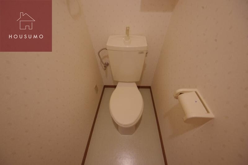 物件内観写真10　(シンプルで使いやすいトイレです)