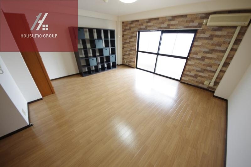 物件内観写真5　(居間です)