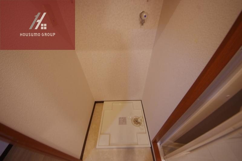 物件内観写真13　(明るい色調の室内です)