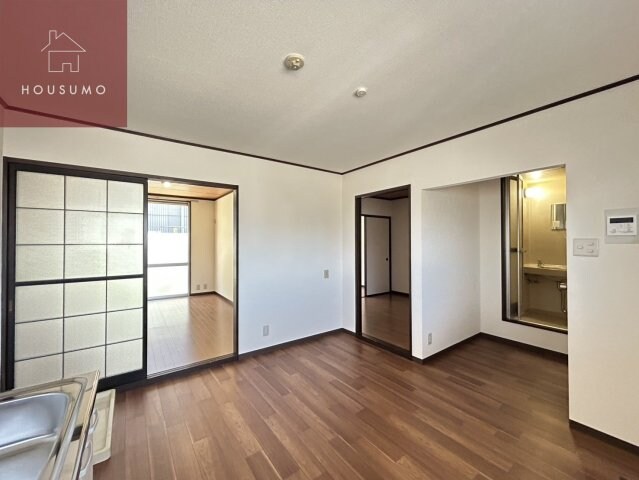 物件内観写真16　(使いやすいリビングです)