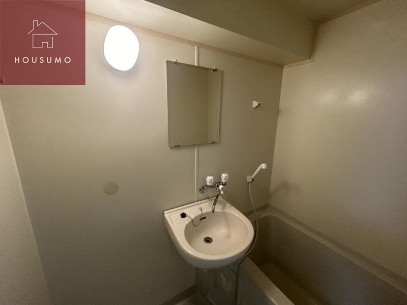 物件内観写真19　(脱衣スペースもあります)