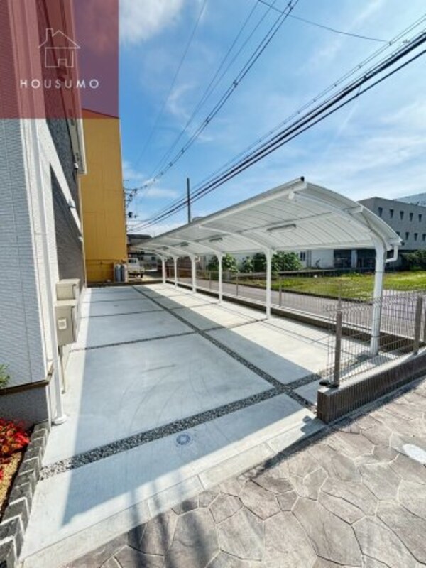 エントランス(建物の内部です)