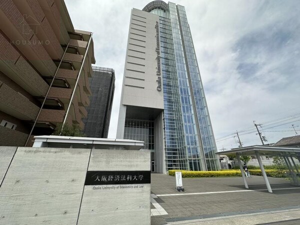 周辺環境(大阪経済法科大学　八尾駅前キャンパス 3725m)