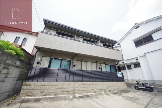 物件外観写真1　(建物外観を気になさる方へ、見た目の良い物件です)