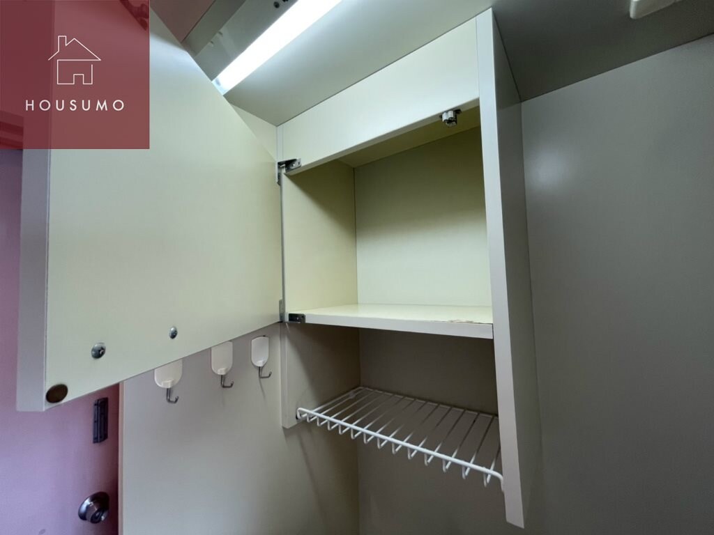 物件内観写真25　(広々とした洋室です)