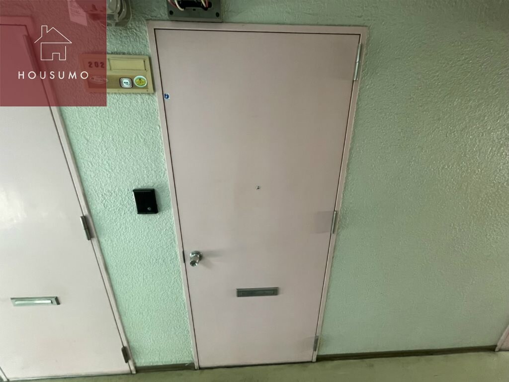 物件内観写真28　(収納スペース豊富です)