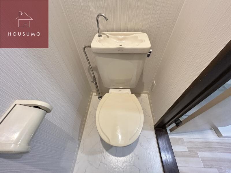 物件内観写真8　(清潔感のあるトイレです)