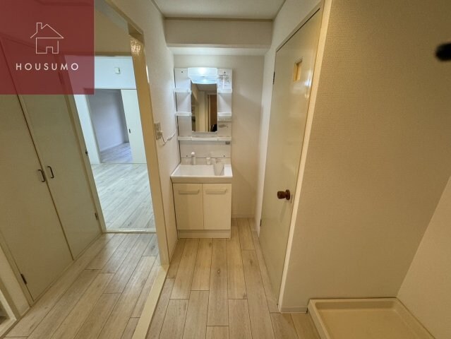 物件内観写真23　(忙しい朝には欠かせない洗面所です)