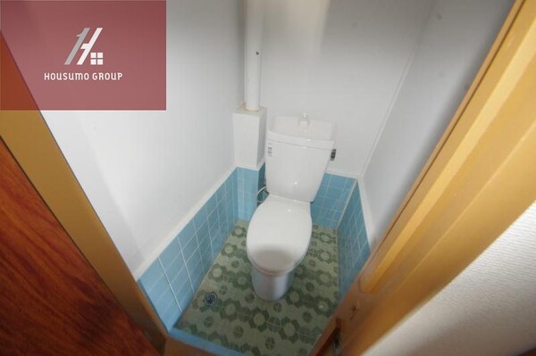 トイレ(コンパクトで使いやすいトイレです)