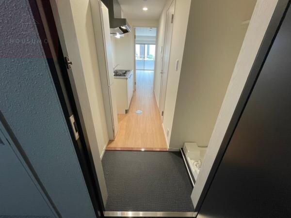 物件内観写真10　(シンプルで使いやすい玄関です)