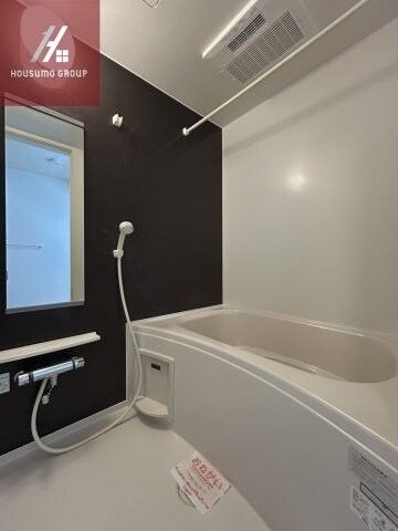 物件内観写真13　(きれいなお風呂です)