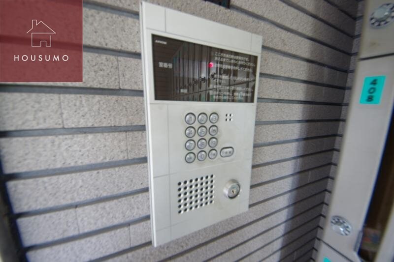 物件外観写真2　(建物の内部です)