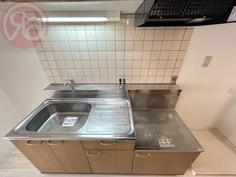 物件内観写真6　(キッチンでお料理をお楽しみください)