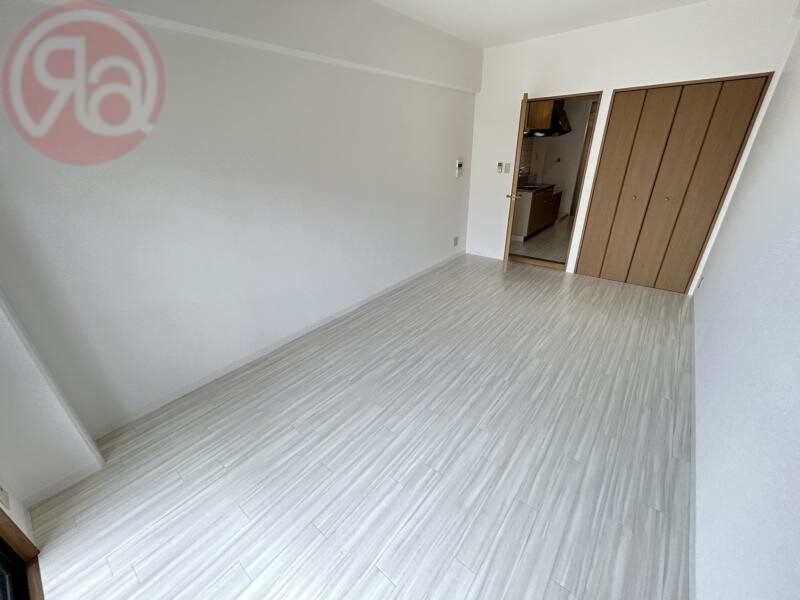 物件内観写真21　(ゆったりした洋室です)