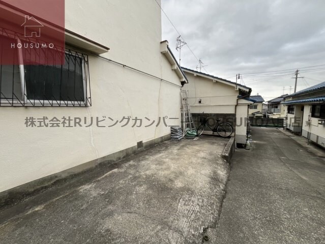 物件外観写真2　
