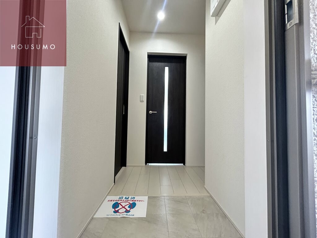 物件内観写真24　(毎日通る玄関はこちらです)