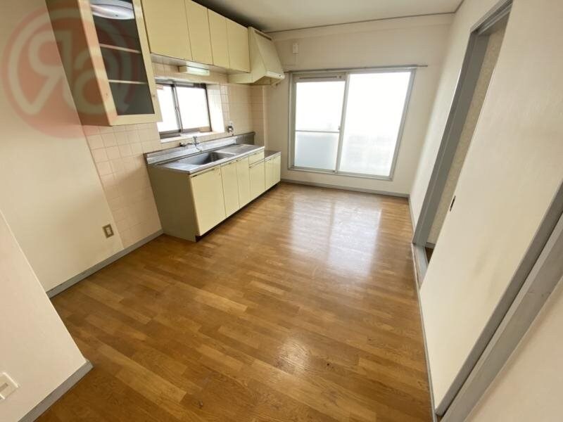 物件内観写真4　(ゆったり過ごせるリビングです)