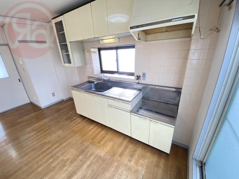 物件内観写真5　(お料理しやすいキッチンです)