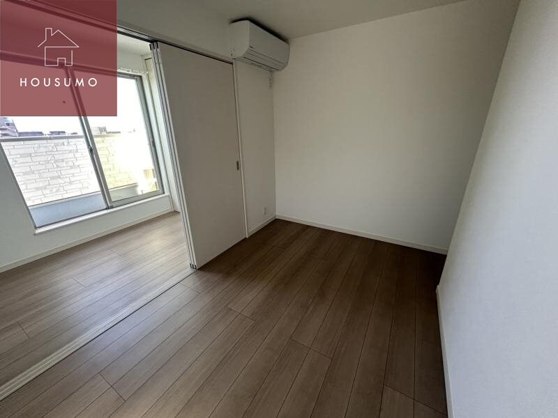 物件内観写真16　(リビングです)