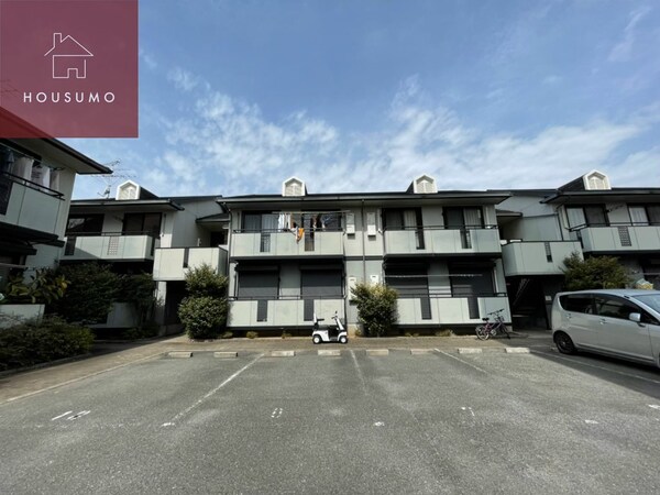 外観(落ち着いた雰囲気の外観です)