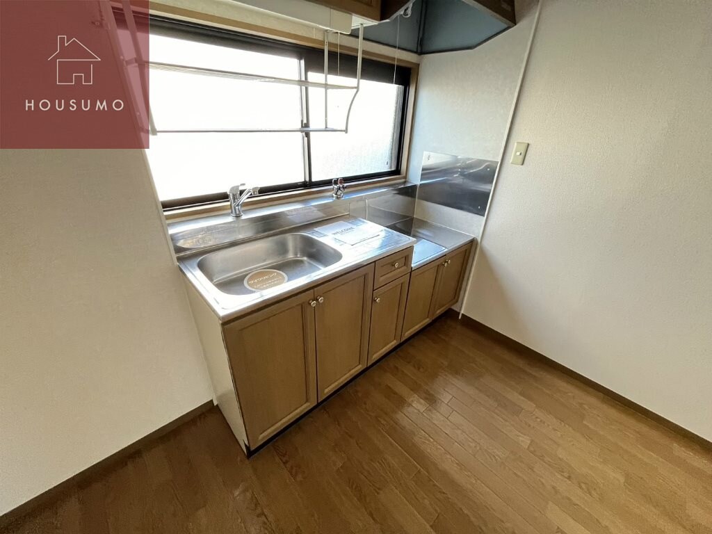 物件内観写真5　(キッチンでお料理をお楽しみください)