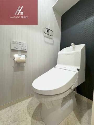 物件内観写真9　(シンプルで使いやすい玄関です)