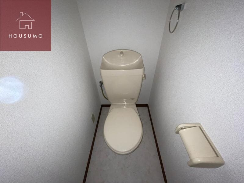 物件内観写真9　(コンパクトで使いやすいトイレです)