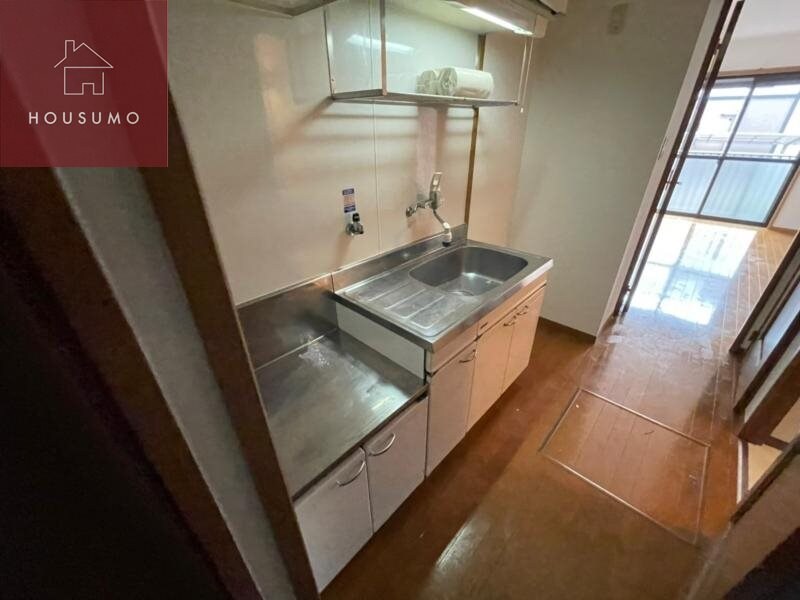 物件内観写真28　(コンパクトなキッチンで掃除もラクラク)