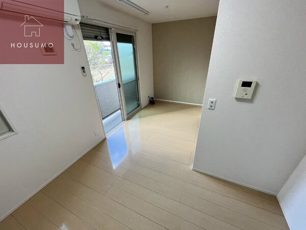 居室(同タイプのお部屋の写真です)