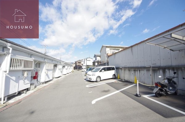 駐車場(駐車場完備です)