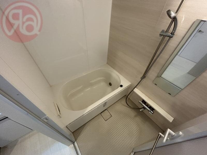 物件内観写真6　(コンパクトで使いやすいお風呂です)