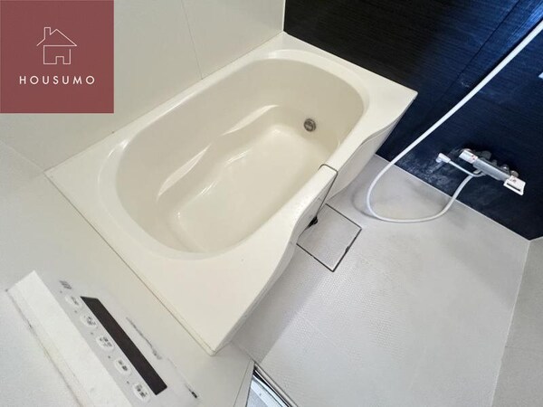 浴室(日々の疲れを癒すお風呂付です)