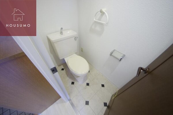 トイレ(清潔感のあるトイレです)