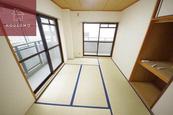 和室(柔らかい畳が心地よい和室)
