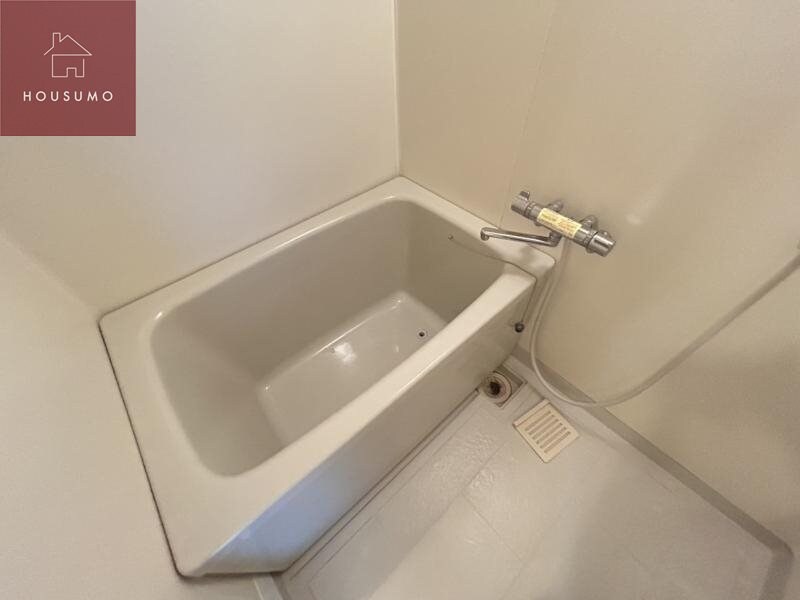 物件内観写真8　(コンパクトで使いやすいお風呂です)