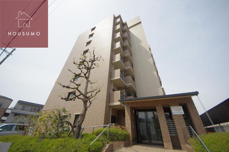 物件外観写真1　(おしゃれな外観です)