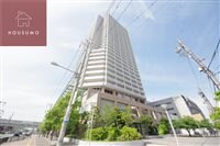 物件外観写真1　(外観は落ち着いています)