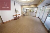 物件外観写真3　(エントランスです)