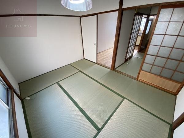 和室(柔らかい畳が心地よい和室)