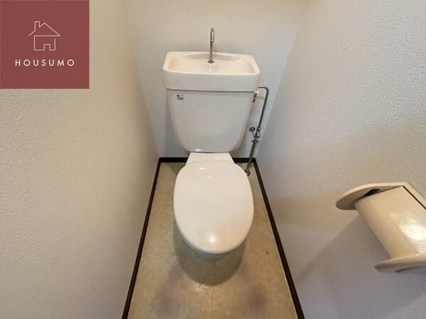 トイレ(シンプルで使いやすいトイレです)
