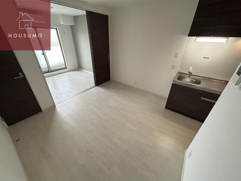 物件内観写真5　(ゆったり過ごせるリビングです)