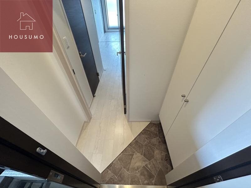 物件内観写真10　(落ち着いた玄関です)