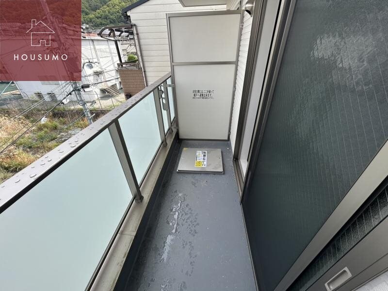 物件内観写真13　(バルコニーがあります)