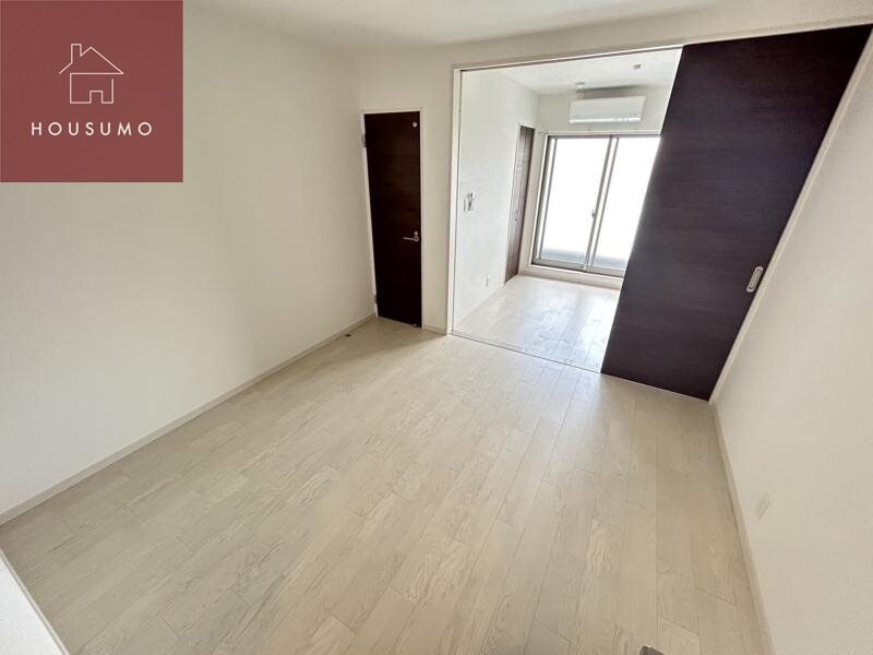 物件内観写真23　(使いやすい居間です)