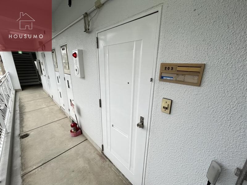 物件外観写真4　(エントランスです)