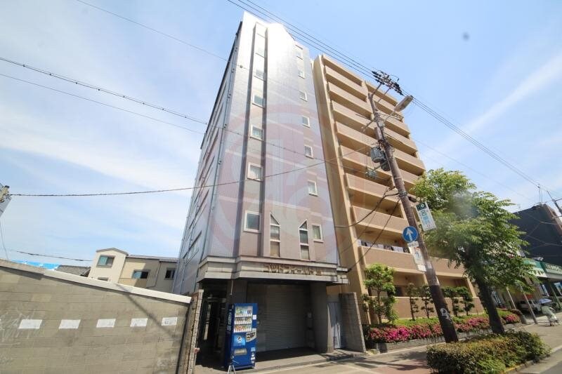 物件外観写真1　(物件の外観です)