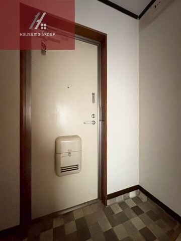 物件内観写真14　(外からの目が気にならないバルコニーで洗濯物が干せます)