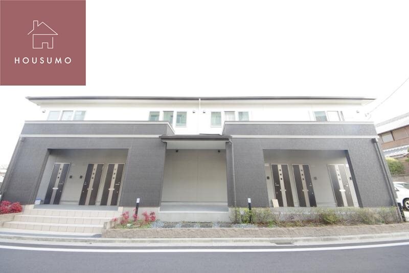 物件外観写真4　(物件の外観です)